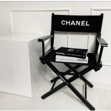 [당일] CHANEL 샤넬 원목 접이식 캠핑 의자