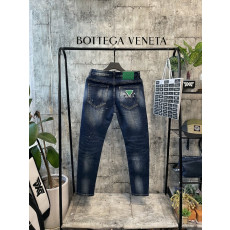[당일] Bottega Veneta 보테가베네타 삼각가죽패치 진 청바지 BD